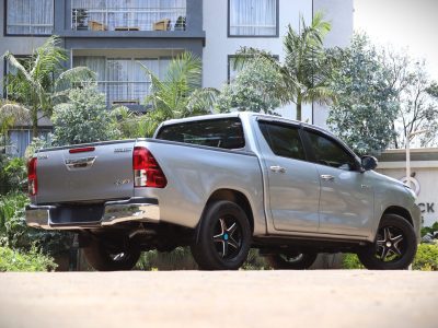 💪 2019 TOYOTA HILUX DOUBLE CAB REVO — BUILT TO CONQUER EVERY TERRAIN! 🚙🔥