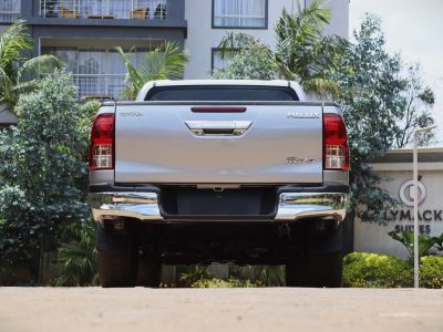 💪 2019 TOYOTA HILUX DOUBLE CAB REVO — BUILT TO CONQUER EVERY TERRAIN! 🚙🔥