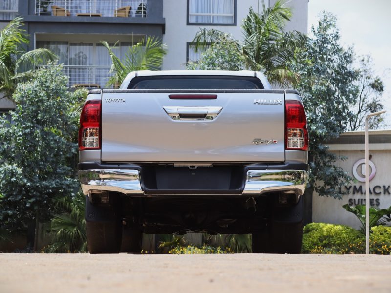 💪 2019 TOYOTA HILUX DOUBLE CAB REVO — BUILT TO CONQUER EVERY TERRAIN! 🚙🔥