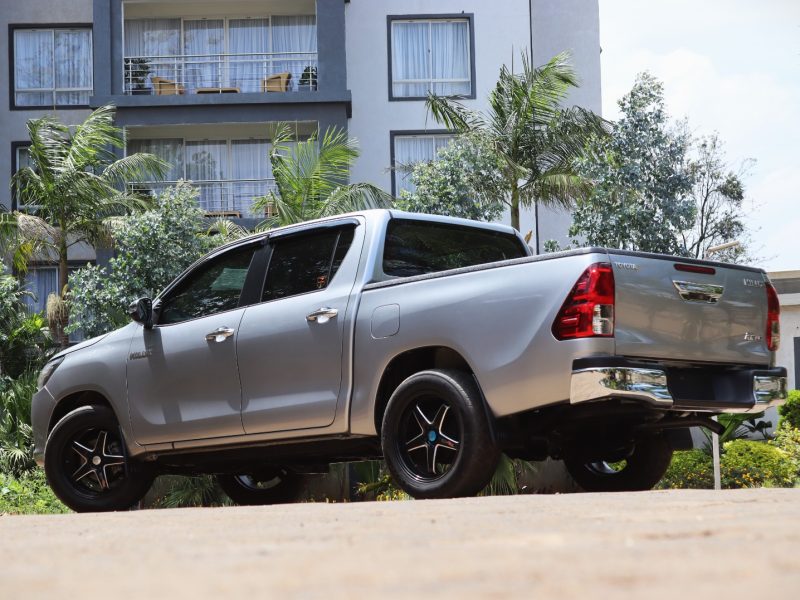 💪 2019 TOYOTA HILUX DOUBLE CAB REVO — BUILT TO CONQUER EVERY TERRAIN! 🚙🔥