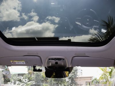 🤍 2019 VOLVO XC60 T5 — ELEGANCE MEETS POWER IN PURE WHITE! 🚙✨