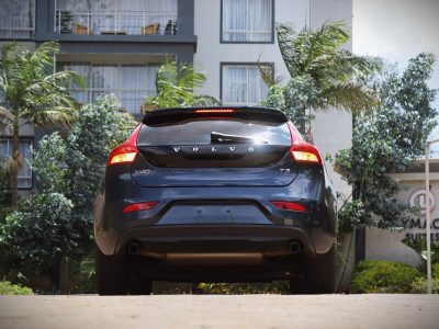 🔵 2017 VOLVO V40 T3 – BLUE | PREMIUM HATCHBACK • TURBO PERFORMANCE • SCANDINAVIAN DESIGN