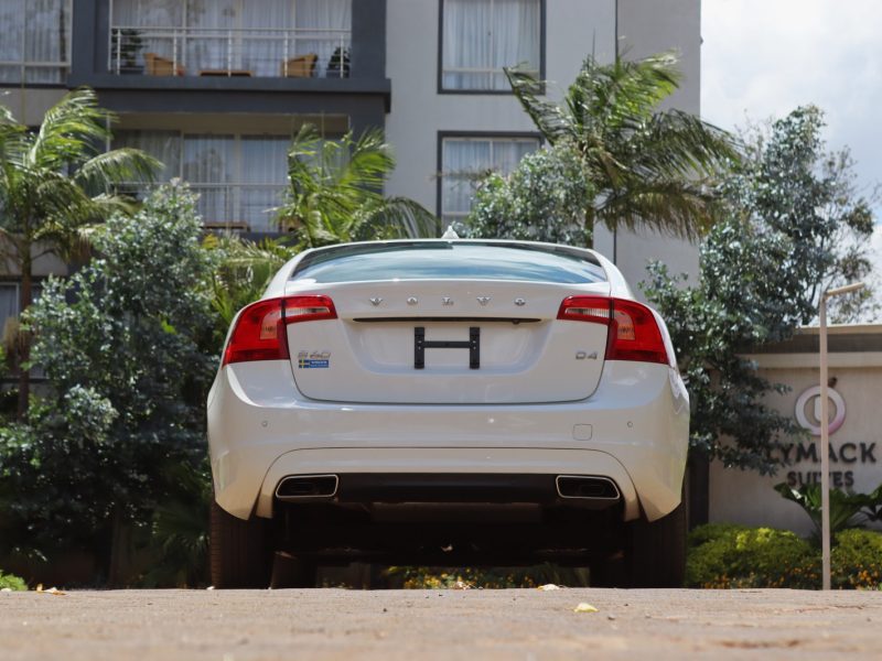 ⚪ 2018 VOLVO S60 D4 – WHITE | EXECUTIVE SEDAN • DIESEL-TURBO • SCANDINAVIAN LUXURY