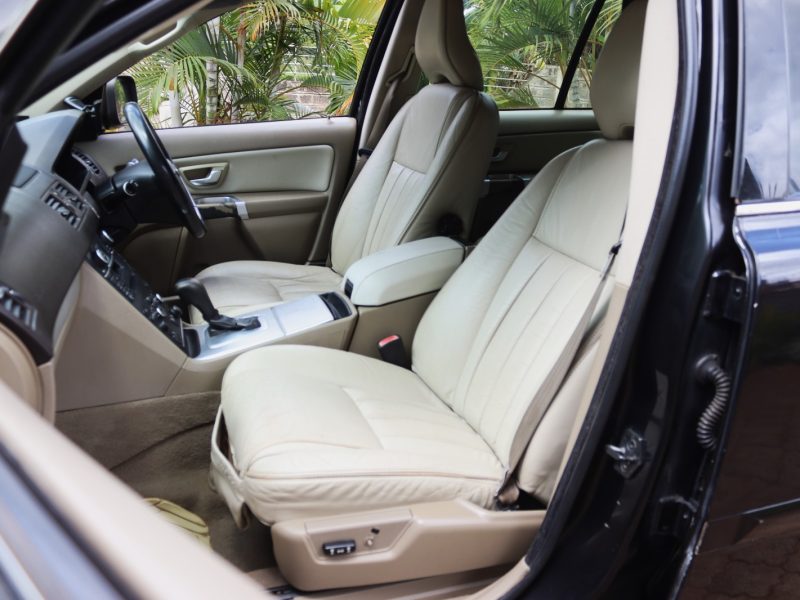 ⚪ 2012 VOLVO XC90 – 2500CC PETROL TURBO • 7-SEATER • LUXURY FAMILY SUV