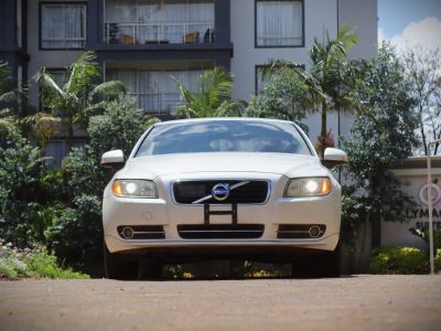 🤍 2010 VOLVO S80 – ELEGANT WHITE | 2500CC PETROL TURBO • EXECUTIVE LUXURY SEDAN