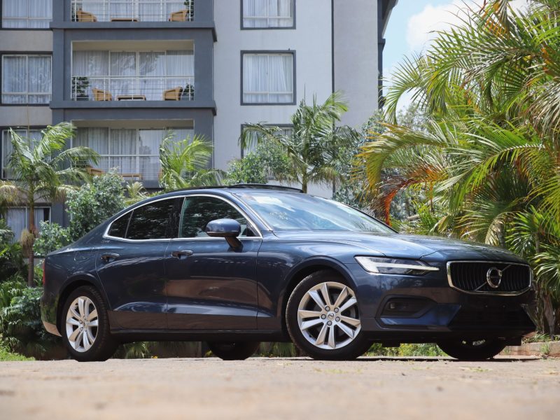 🔵 2020 VOLVO S60 T4 – BLUE | 2000CC PETROL TURBO • LUXURY SEDAN • PREMIUM PERFORMANCE