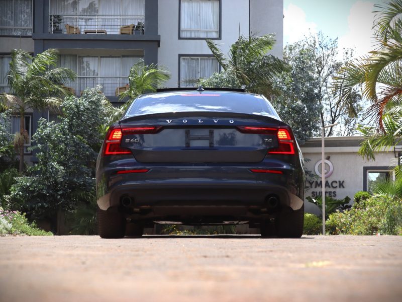 🔵 2020 VOLVO S60 T4 – BLUE | 2000CC PETROL TURBO • LUXURY SEDAN • PREMIUM PERFORMANCE