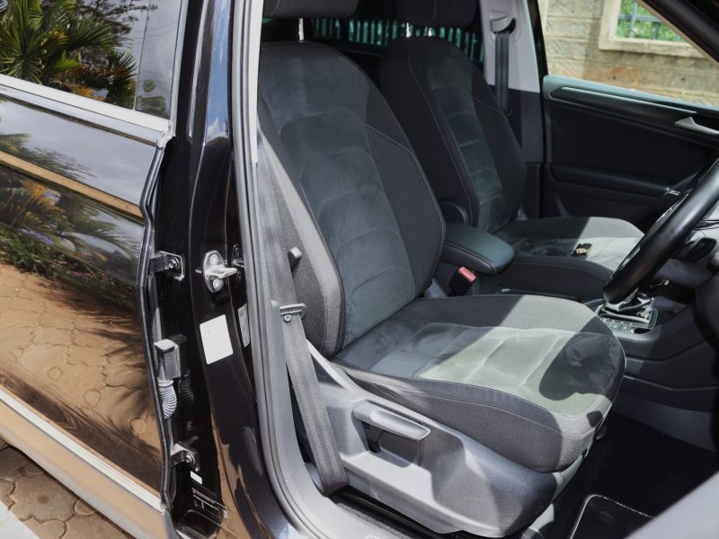 Volkswagen Tiguan – Black | YOM 2018 | 2000CC Petrol Premium • Efficient • German Engineering