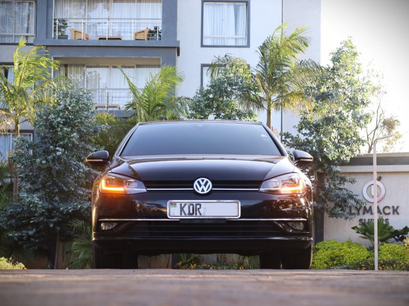 ⚡ VOLKSWAGEN GOLF – 2017 | Sporty & Efficient 1400CC Petrol in Sleek Black Compact • Stylish • Dynamic Driving Experience