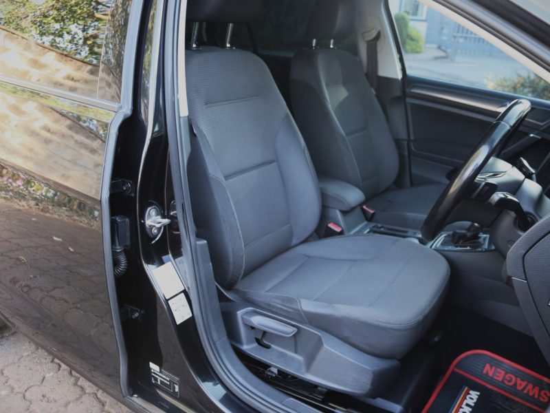 ⚡ VOLKSWAGEN GOLF – 2017 | Sporty & Efficient 1400CC Petrol in Sleek Black Compact • Stylish • Dynamic Driving Experience