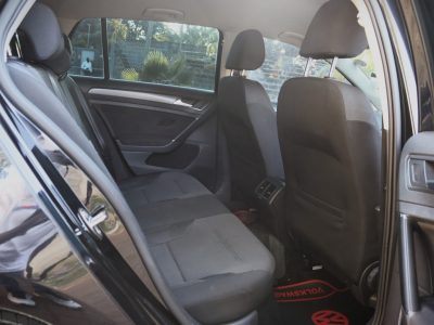 ⚡ VOLKSWAGEN GOLF – 2017 | Sporty & Efficient 1400CC Petrol in Sleek Black Compact • Stylish • Dynamic Driving Experience