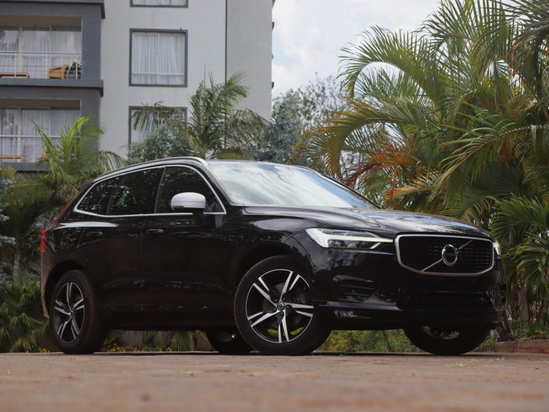 VOLVO XC60 R-DESIGN T5 – YOM 2018 | 2000CC Petrol Turbo Sporty • Powerful • Modern Scandinavian Luxury