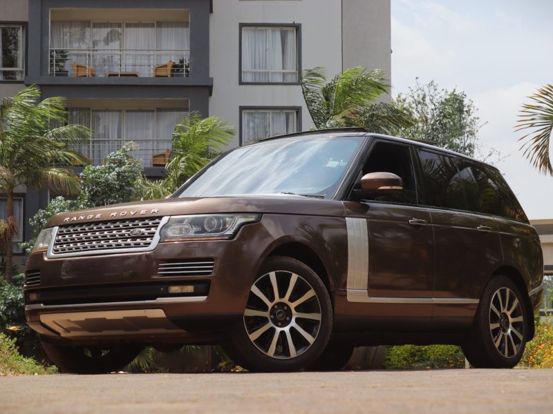 🖤 RANGE ROVER VOGUE – 2016 | Prestige SUV with a Powerful 3000CC Diesel SDV6 Engine Full-Size Luxury • Unmatched Comfort • Signature British Craftsmanship