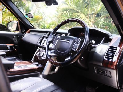 🖤 RANGE ROVER VOGUE – 2016 | Prestige SUV with a Powerful 3000CC Diesel SDV6 Engine Full-Size Luxury • Unmatched Comfort • Signature British Craftsmanship