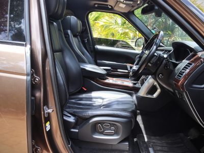 🖤 RANGE ROVER VOGUE – 2016 | Prestige SUV with a Powerful 3000CC Diesel SDV6 Engine Full-Size Luxury • Unmatched Comfort • Signature British Craftsmanship