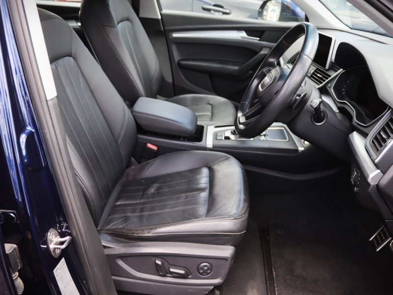 🔵 AUDI Q5 – YOM 2018 | Dynamic Blue Luxury with a Powerful 2000CC Engine