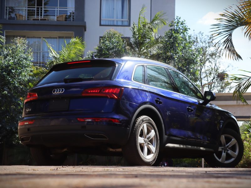 🔵 AUDI Q5 – YOM 2018 | Dynamic Blue Luxury with a Powerful 2000CC Engine