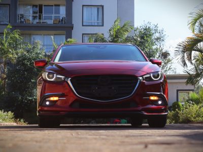 🍷 MAZDA AXELA HATCHBACK – YOM 2018 | Sporty Wine Red with a Smooth 1500CC Petrol Engine