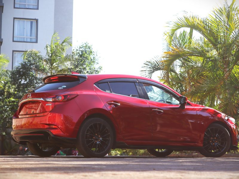 🍷 MAZDA AXELA HATCHBACK – YOM 2018 | Sporty Wine Red with a Smooth 1500CC Petrol Engine