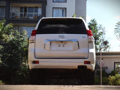 🤍 TOYOTA LAND CRUISER TX – YOM 2014 | Legendary Strength in Elegant White Reliable • Powerful • Built to Last