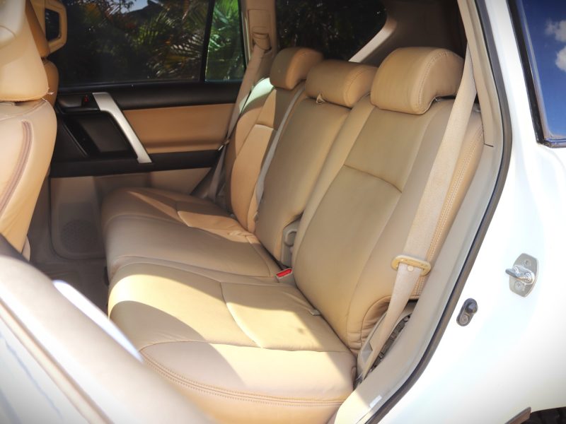 🤍 TOYOTA LAND CRUISER TX – YOM 2014 | Legendary Strength in Elegant White Reliable • Powerful • Built to Last