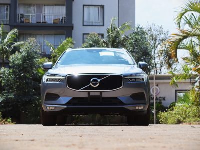 💙 VOLVO XC60 – 2018 | Elegant Blue SUV with 2000CC Diesel Twin-Turbo Power Luxury • Performance • Scandinavian Design