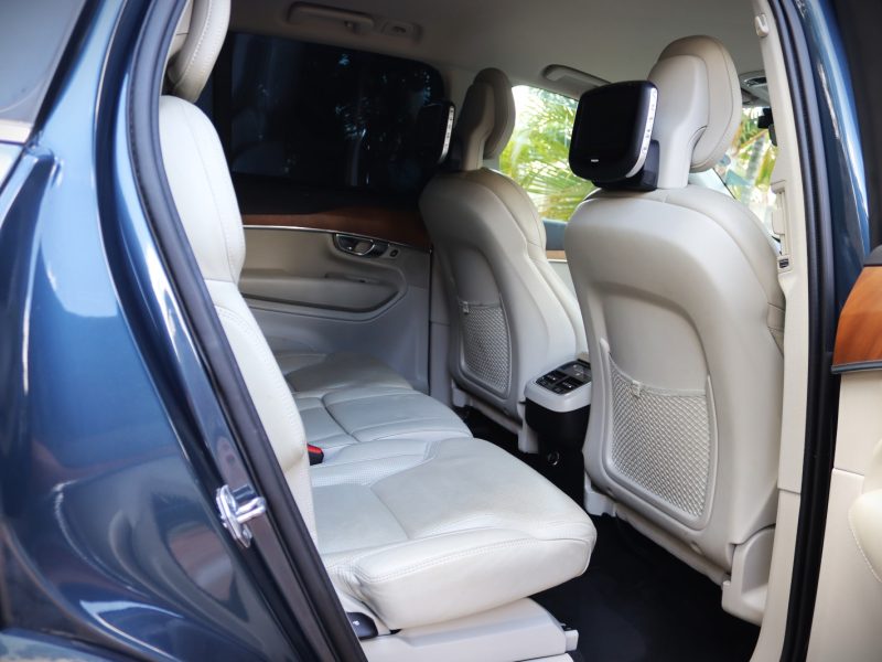 💙 VOLVO XC90 T6 – YOM 2018 | Elegant Blue Luxury SUV with 2000CC Petrol Twin-Turbo Power Scandinavian Excellence • Powerful Performance • Ultimate Safety