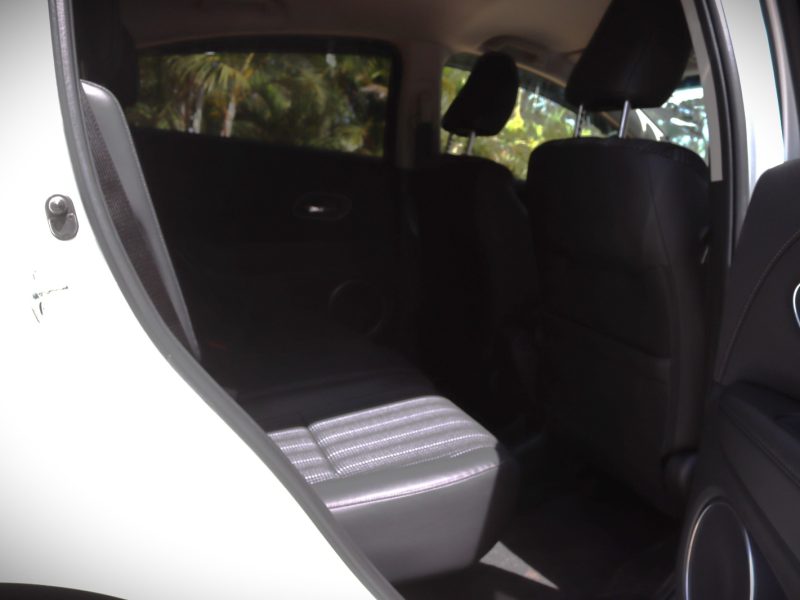 🤍 2018 HONDA VEZEL HYBRID – WHITE | 1500CC PETROL HYBRID • SPORTY • FUEL-EFFICIENT CROSSOVER SUV