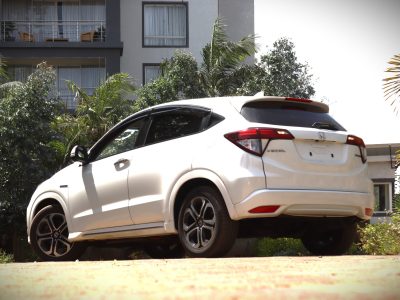🤍 2018 HONDA VEZEL HYBRID – WHITE | 1500CC PETROL HYBRID • SPORTY • FUEL-EFFICIENT CROSSOVER SUV
