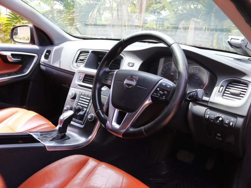 🔴 2010 VOLVO S60 T4 – RED | 1600CC PETROL TURBO • SPORTY EXECUTIVE SEDAN • SCANDINAVIAN SAFETY