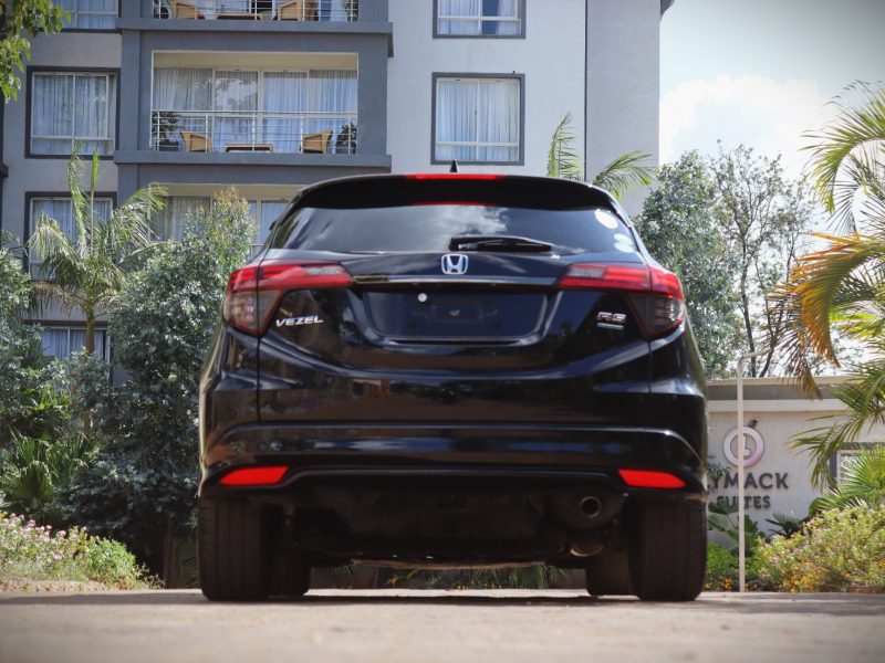 ⚫ 2019 HONDA VEZEL RS HYBRID – BLACK | 1500CC PETROL HYBRID • SPORTY RS TRIM • FUEL-EFFICIENT COMPACT SUV