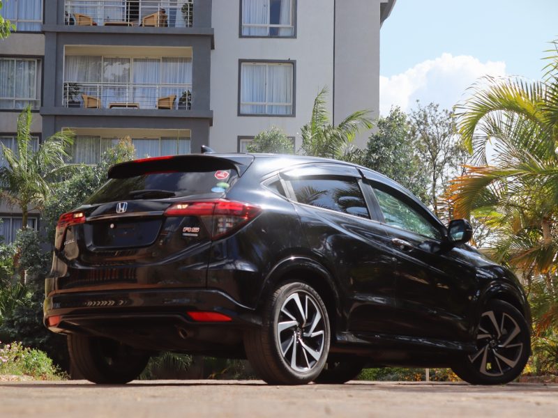 ⚫ 2019 HONDA VEZEL RS HYBRID – BLACK | 1500CC PETROL HYBRID • SPORTY RS TRIM • FUEL-EFFICIENT COMPACT SUV