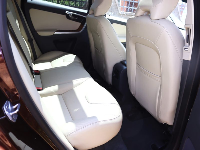 🤎 2018 VOLVO XC60 D4 – ELEGANT BROWN | 2000CC DIESEL TURBO • INSPIRED SCANDINAVIAN LUXURY SUV