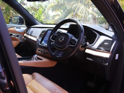 🖤 2019 VOLVO XC90 T8 – ELEGANT BLACK | 2000CC PETROL TWIN-TURBO • PLUG-IN HYBRID • FLAGSHIP SCANDINAVIAN LUXURY SUV