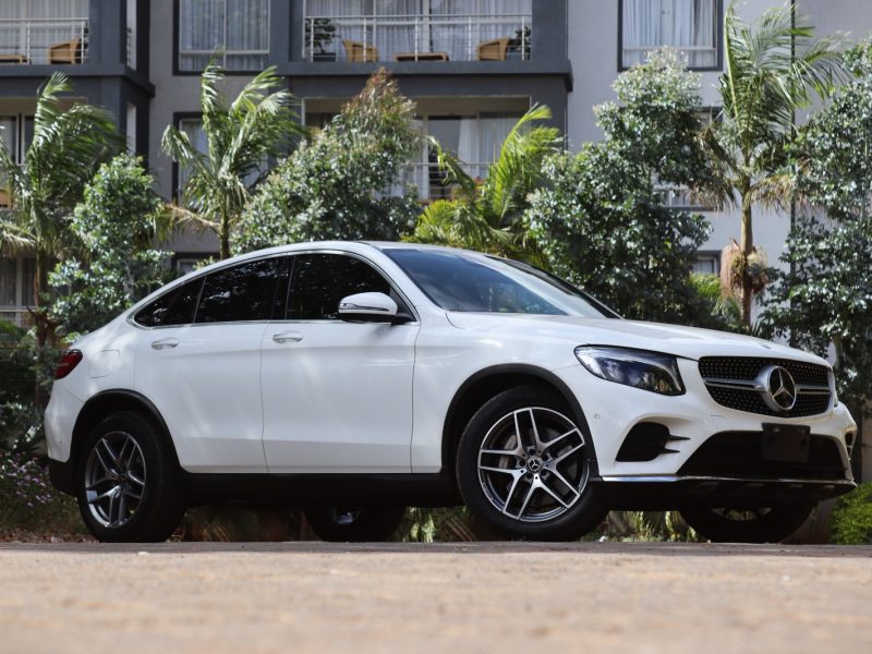 🤍 2019 MERCEDES-BENZ GLC 220d – WHITE | 2200CC DIESEL TURBO • LUXURY SUV • PREMIUM PERFORMANCE