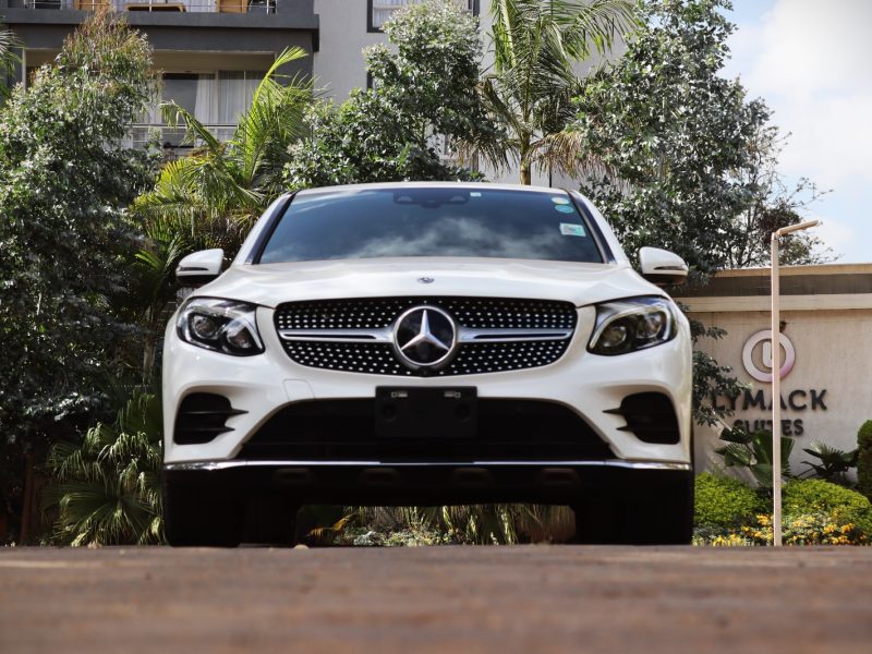 🤍 2019 MERCEDES-BENZ GLC 220d – WHITE | 2200CC DIESEL TURBO • LUXURY SUV • PREMIUM PERFORMANCE