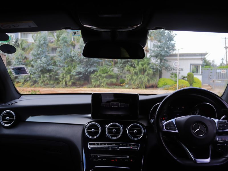 🤍 2019 MERCEDES-BENZ GLC 220d – WHITE | 2200CC DIESEL TURBO • LUXURY SUV • PREMIUM PERFORMANCE