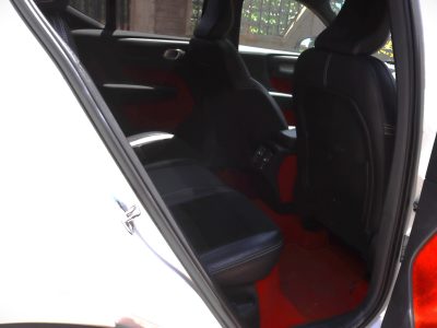 🚗 WHITE 2020 VOLVO XC40 R-DESIGN – 2000CC PETROL TURBO | SPORTY • LUXURY • PERFORMANCE