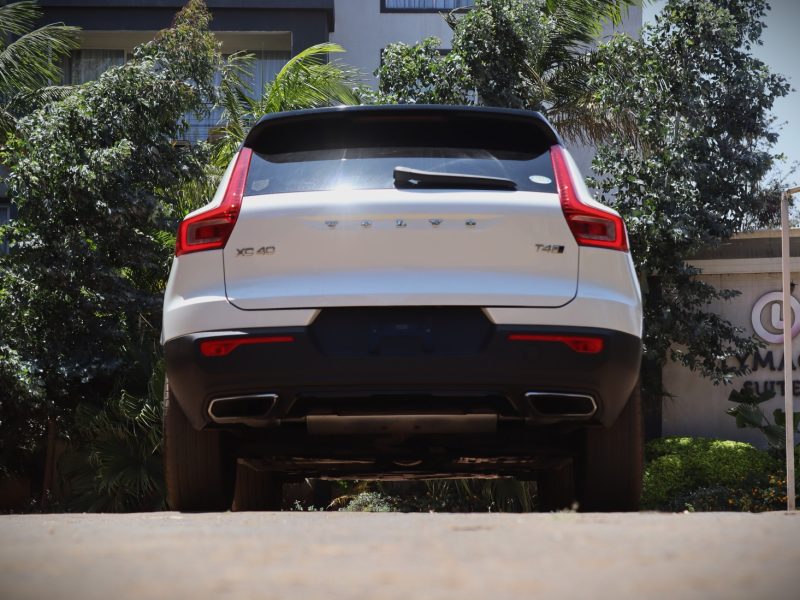 🚗 WHITE 2020 VOLVO XC40 R-DESIGN – 2000CC PETROL TURBO | SPORTY • LUXURY • PERFORMANCE