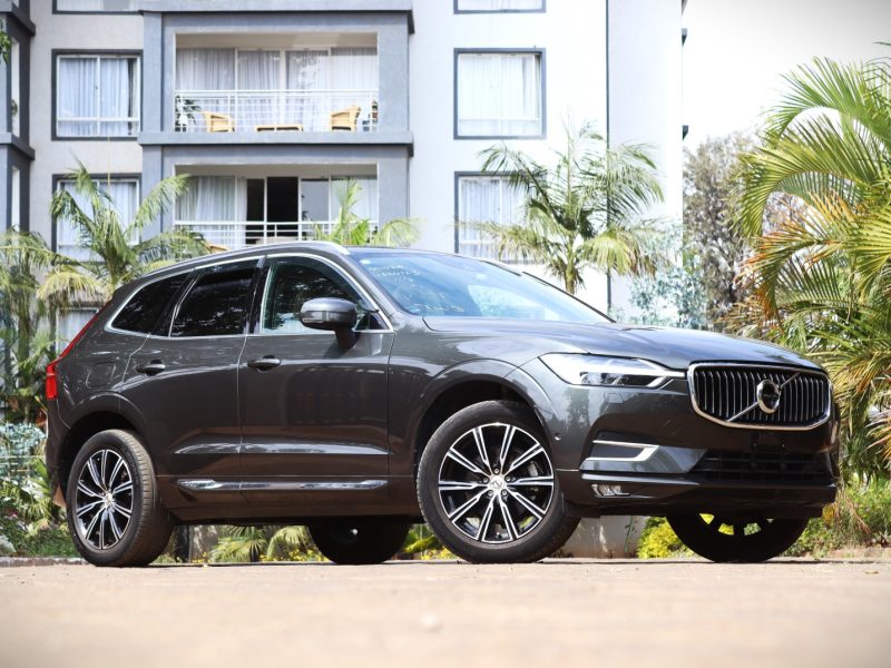 🟢 2019 VOLVO XC60 INSCRIPTION – GREEN | LUXURY SUV • SUNROOF • BOWERS & WILKINS • PREMIUM COMFORT