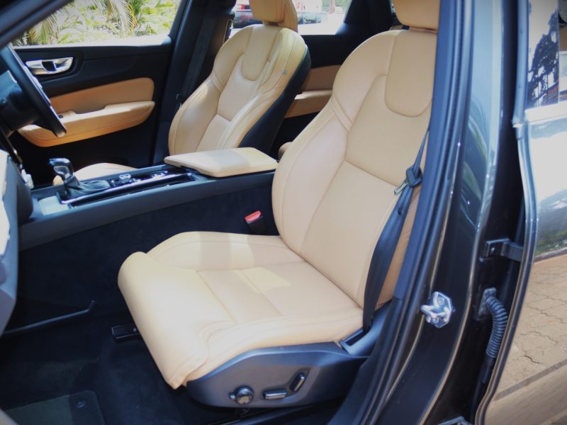 🟢 2019 VOLVO XC60 INSCRIPTION – GREEN | LUXURY SUV • SUNROOF • BOWERS & WILKINS • PREMIUM COMFORT