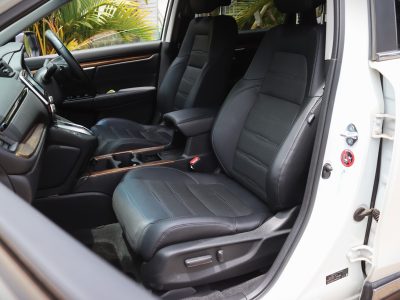 🚙 2019 HONDA CR-V HYBRID – WHITE | 2000CC PETROL HYBRID • LUXURY SUV • FUEL EFFICIENT • FAMILY COMFORT