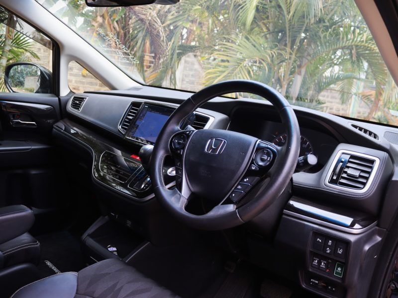 🚐 2019 HONDA ODYSSEY – BLUE | 2400CC PETROL • LUXURY FAMILY VAN • COMFORT • PRACTICALITY