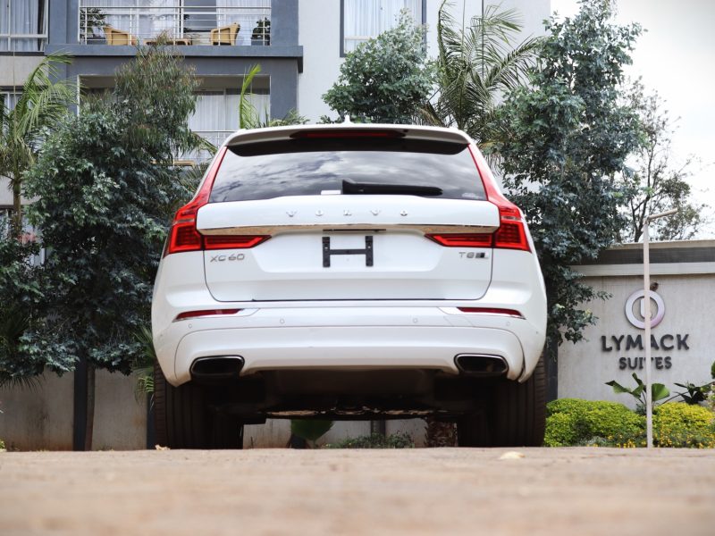 🚙 2020 VOLVO XC60 T8 – NEW MODEL 2000CC Petrol Turbo Plug-In Hybrid • Elegant White • Ultimate Luxury SUV
