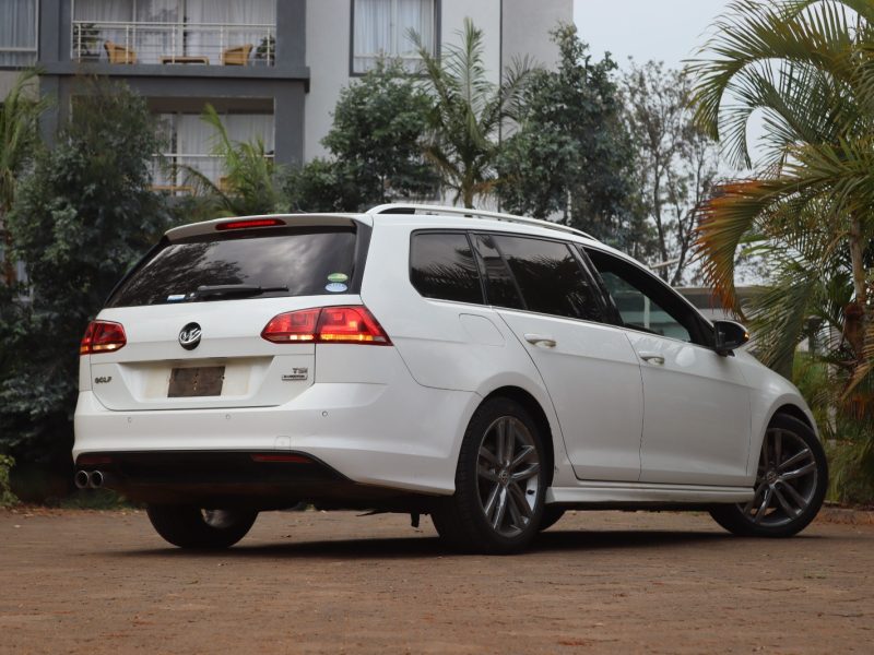 🚗 Volkswagen Passat Variant – WHITE | 1400CC PETROL • EXECUTIVE WAGON • PRACTICAL FAMILY CAR