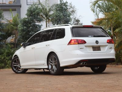 🚗 Volkswagen Passat Variant – WHITE | 1400CC PETROL • EXECUTIVE WAGON • PRACTICAL FAMILY CAR