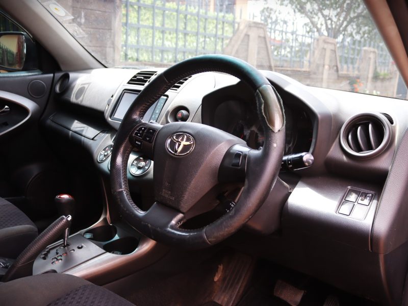 🚙 2012 TOYOTA VANGUARD – BLACK | RELIABLE SUV • SPACIOUS • PRACTICAL FAMILY CAR