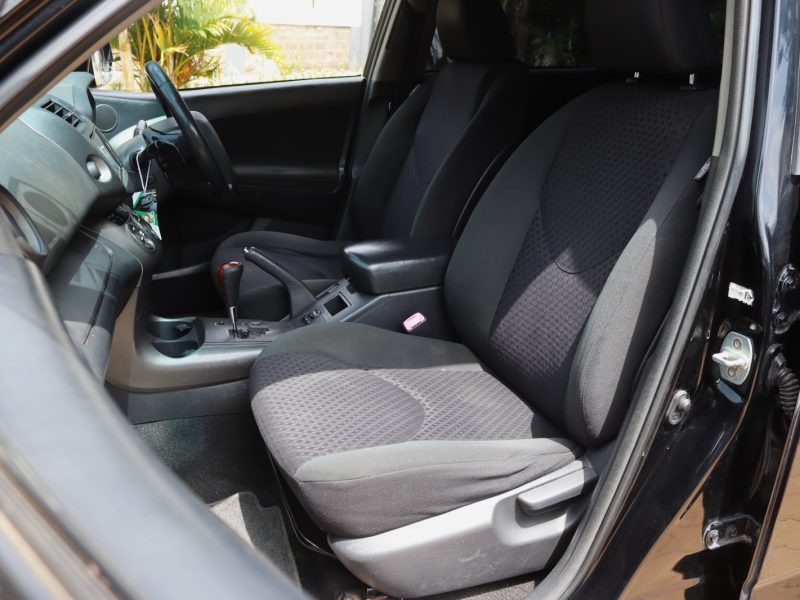 🚙 2012 TOYOTA VANGUARD – BLACK | RELIABLE SUV • SPACIOUS • PRACTICAL FAMILY CAR