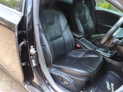 🚗 2016 VOLVO V40 T5 R-DESIGN – SPORT HATCHBACK • 2000CC PETROL • TURBO PERFORMANCE