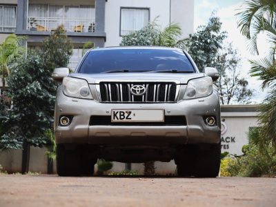 🚙 2010 TOYOTA LAND CRUISER PRADO – BROWN | 2700CC DIESEL • 4x4 • FULL-SIZE LUXURY SUV